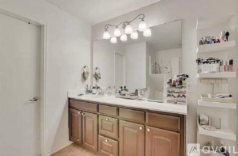 Fort Worth House: 6904 Legato Lane