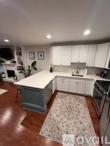Philadelphia Apartment: 1702 West Girard Avenue