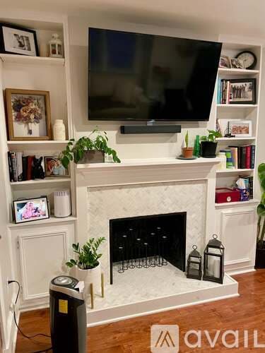 Philadelphia Apartment: 1702 West Girard Avenue