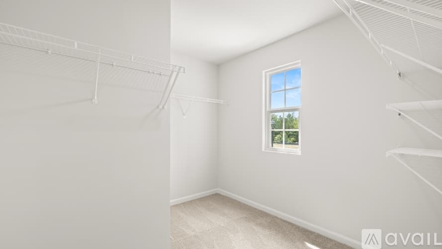 Rome House: 110 Babcock Dr NE