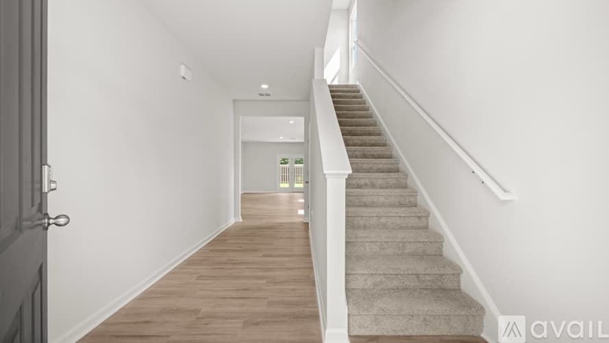Rome House: 110 Babcock Dr NE