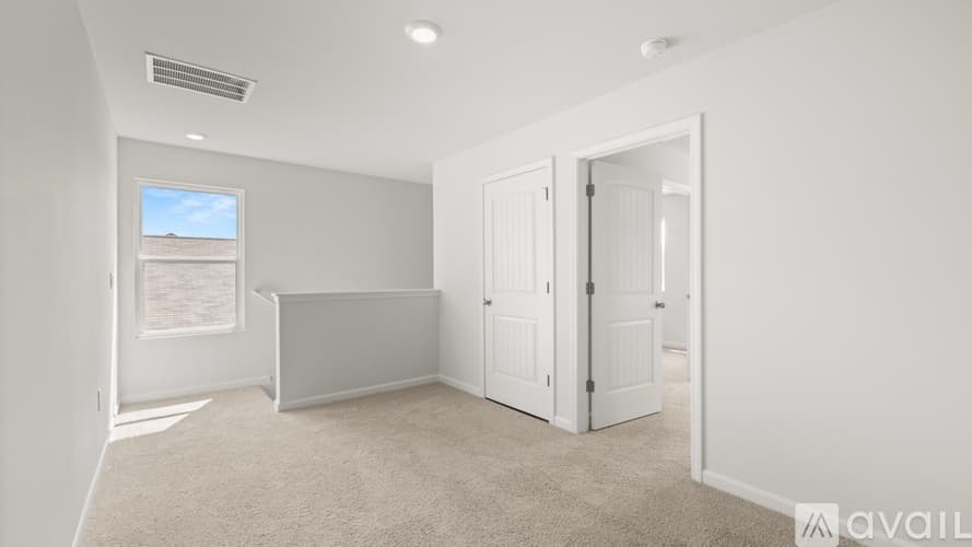 Rome House: 110 Babcock Dr NE