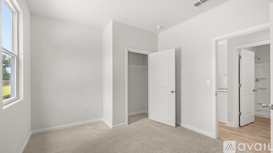 Rome House: 110 Babcock Dr NE