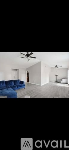 College Park House: 5420 Forest Downs Circle
