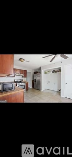 College Park House: 5420 Forest Downs Circle
