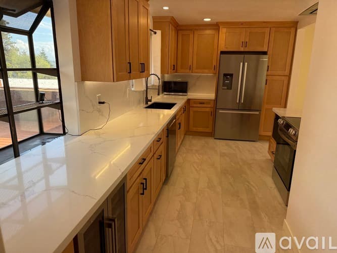 Seattle House: 10702 39th Avenue Southwest
