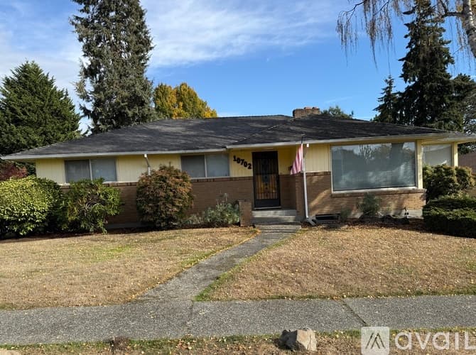 Seattle House: 10702 39th Avenue Southwest