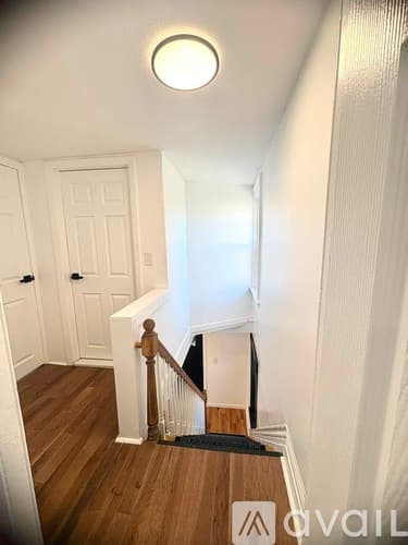 Manchester Apartment: 14 Hackmatack Street