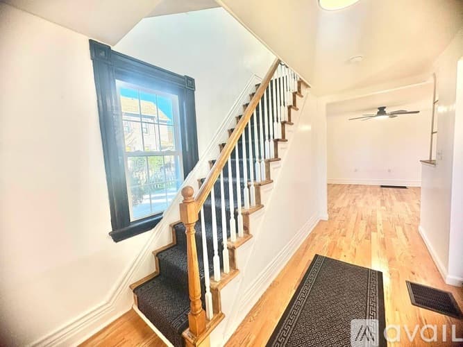 Manchester Apartment: 14 Hackmatack Street