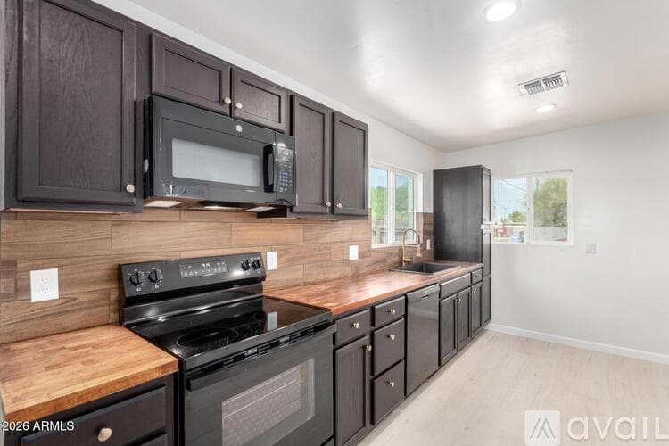Phoenix House: 510 North 10th Street