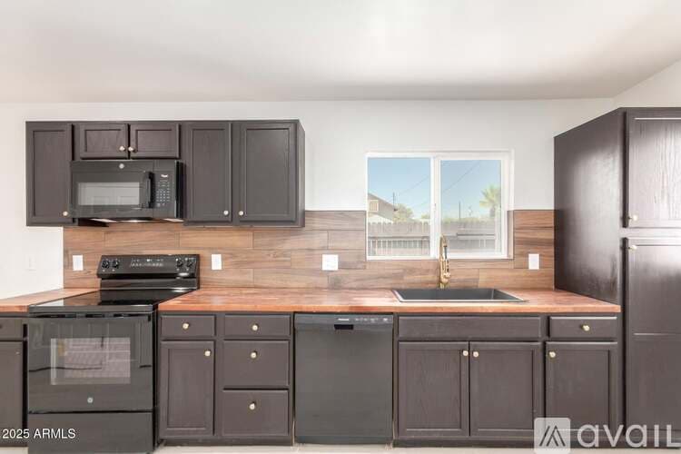 Phoenix House: 510 North 10th Street