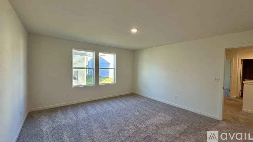 Jackson House: 116 Katsura Wy