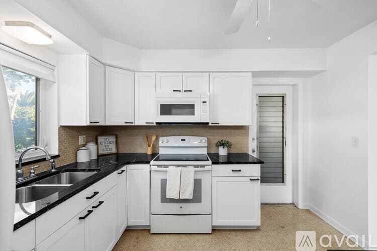 Clearwater House: 1048 Charles Street