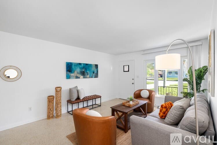 Clearwater House: 1048 Charles Street