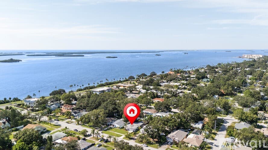 Clearwater House: 1048 Charles Street
