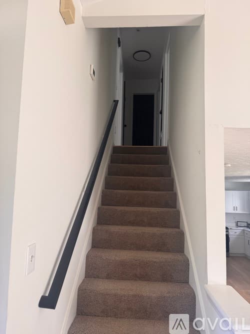 Atlanta House: 1972 Banks Way