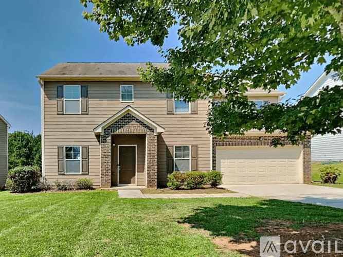 Dacula House: 288 Village Broad St