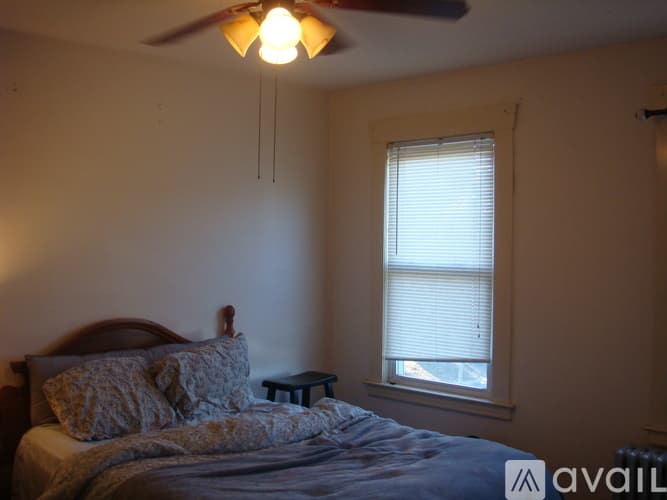 West Hartford Apartment: 406 Park Rd