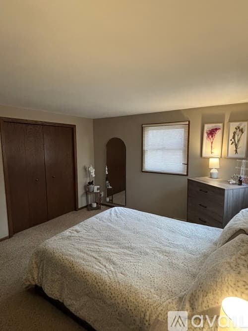 Fitchburg Townhome: 5768 Williamsburg Way
