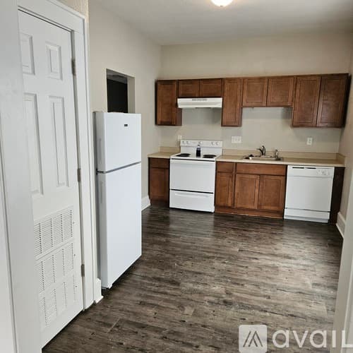 Independence Apartment: 421 N Spring St