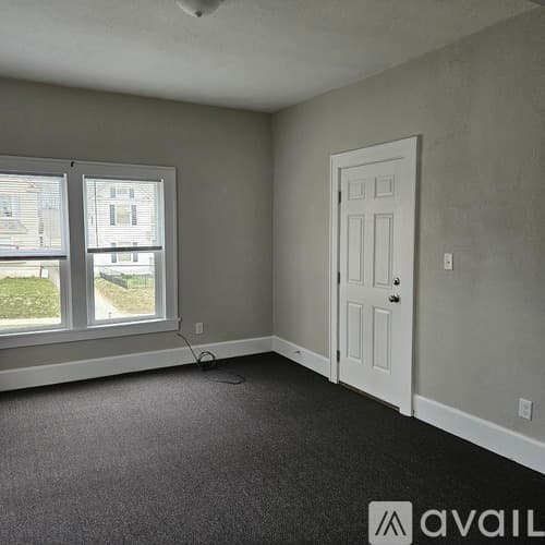 Independence Apartment: 421 N Spring St