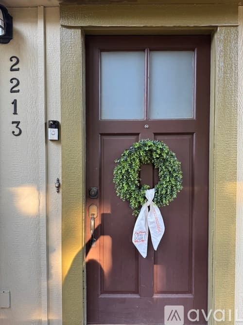 Auburn Condo: 650 Dekalb Street