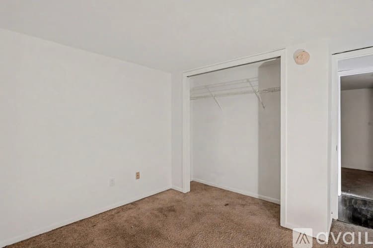 Dillsburg Apartment: 11 N Chestnut St