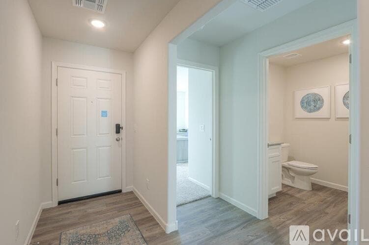 Bullhead City House: 2392 Tapatio Dr