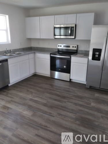 Bullhead City House: 2392 Tapatio Dr
