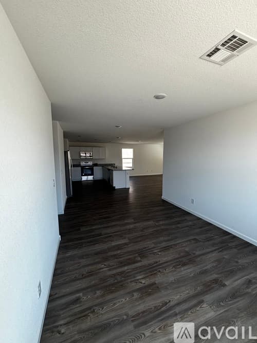 Bullhead City House: 2392 Tapatio Dr