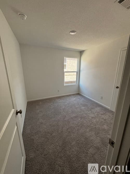 Bullhead City House: 2392 Tapatio Dr