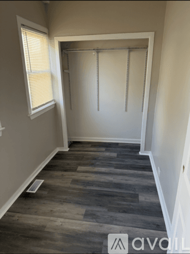 Portsmouth Apartment: 2017 Deep Creek Blvd