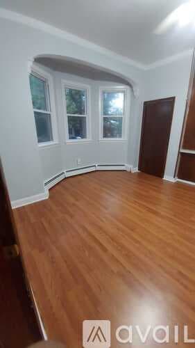Jersey City Apartment: 256 Bowers St Fl 1