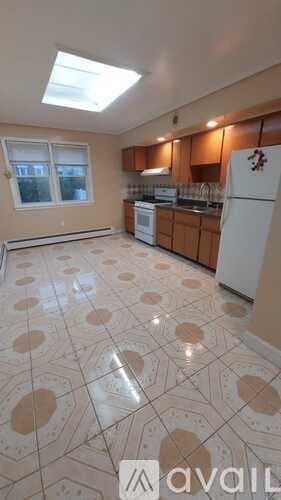 Jersey City Apartment: 256 Bowers St Fl 1