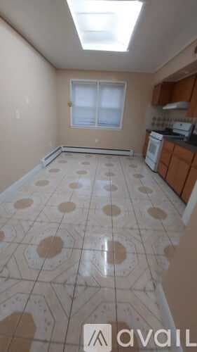 Jersey City Apartment: 256 Bowers St Fl 1