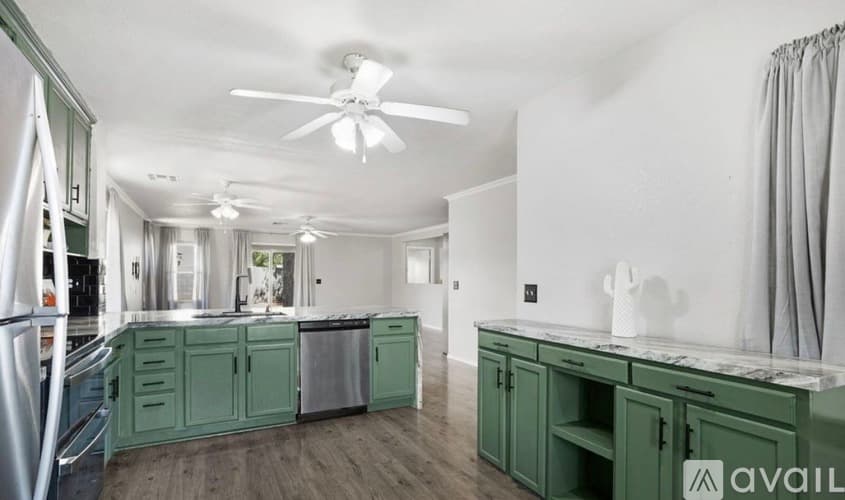 Mesa House: 11014 E Flossmoor Cir