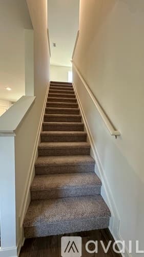 Jackson House: 492 Grand Magnolia St