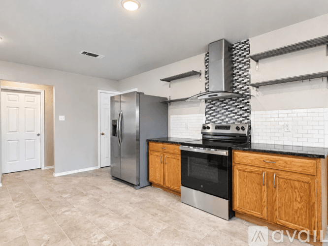 Nolanville House: 206 Timber Ridge Dr
