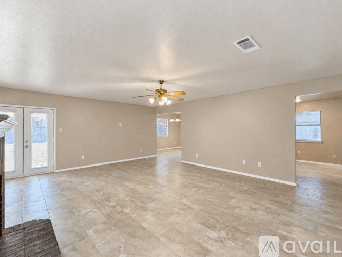 Nolanville House: 206 Timber Ridge Dr