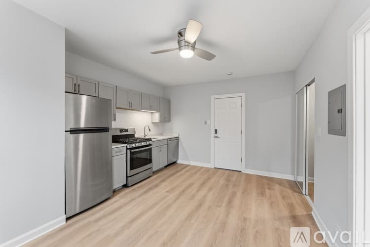 Chicago Apartment: 5710 N Winthrop Ave