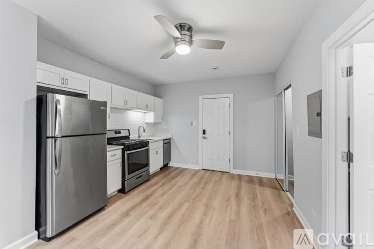 Chicago Apartment: 5710 N Winthrop Ave