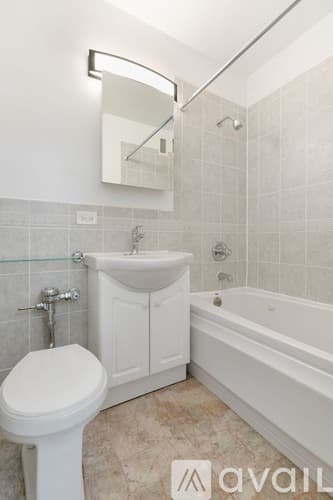 Chicago Apartment: 5858 N Sheridan Rd