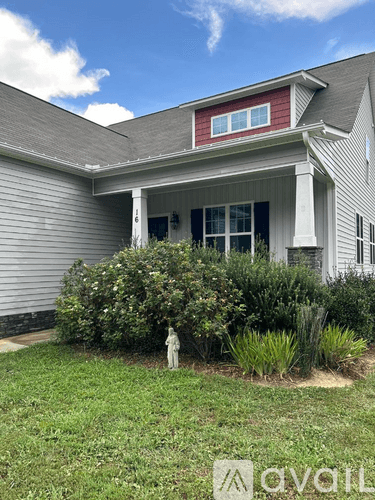 Zebulon House: 16 Cotton Mill Dr