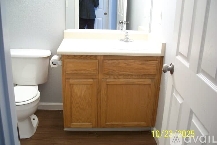 Waterford Townhome: 12403 Summers St