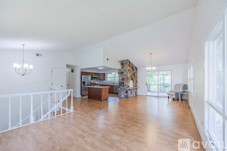 Columbia Heights House: 1212 44 1 2 Ave NE