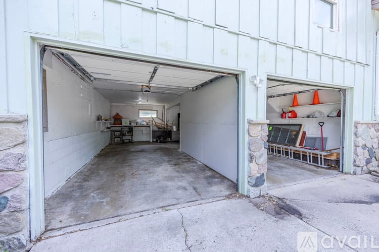Columbia Heights House: 1212 44 1 2 Ave NE