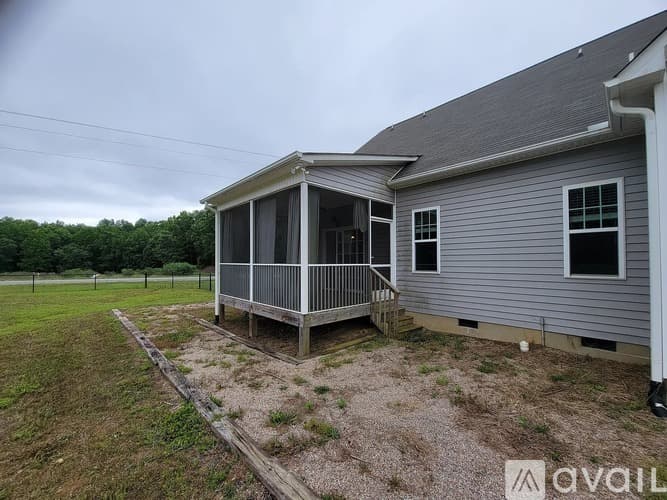Zebulon House: 16 Cotton Mill Dr