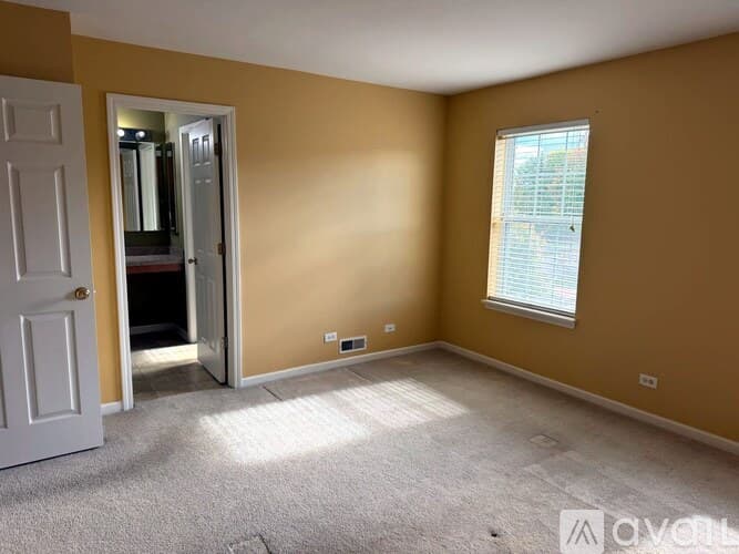 Aurora Townhome: 2620 Providence Avenue
