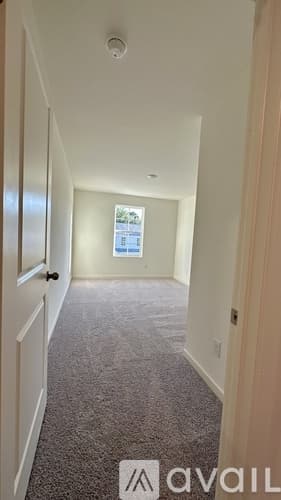 Jackson House: 241 Golden Raintree Dr