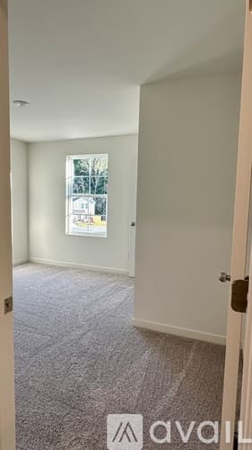 Jackson House: 241 Golden Raintree Dr